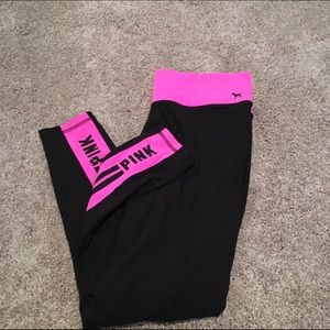 Victoria's Secret PINK yoga leggings.