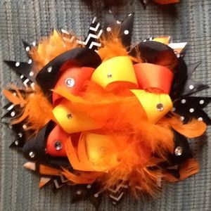 Halloween toddler/newborn bows! $12 a piece.