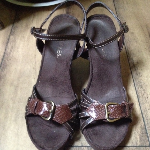 Aerosoles Sandals