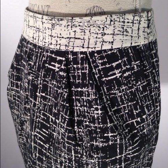 Calvin Klein abstract crackled cracked skirt - Picture 4 of 4