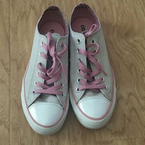 Converse-Light Gray and Pink