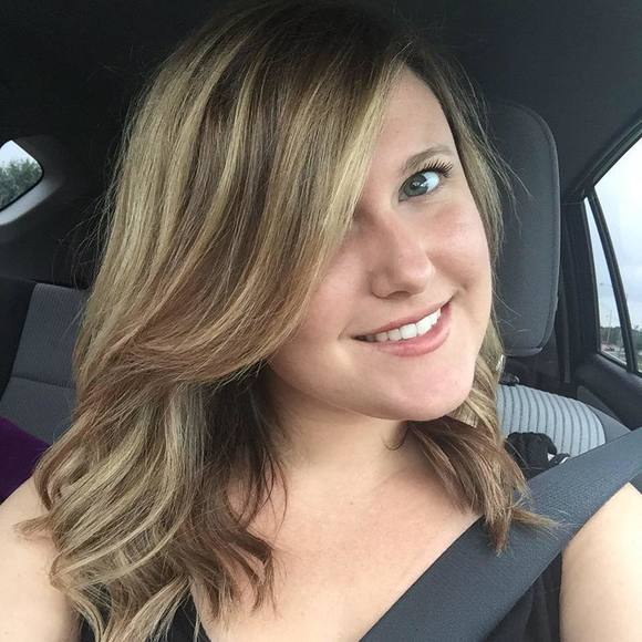Meet your Posher, Allie