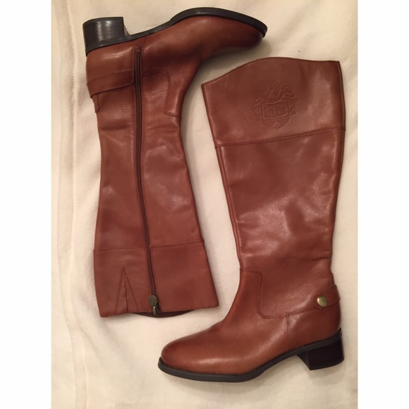 Etienne Aigner Shoes - Etienne Aigner