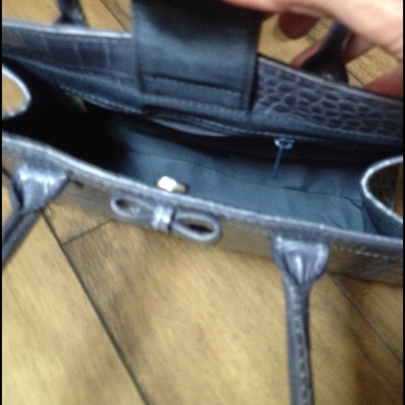 Small Handbag - Picture 4 of 4