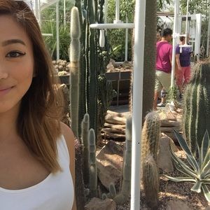 Meet your Posher, Lily