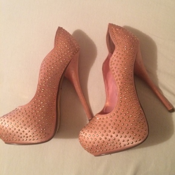 Pink with gold dots shiek 5 inch heels.