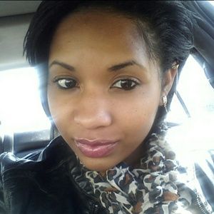 Meet your Posher, Cierra