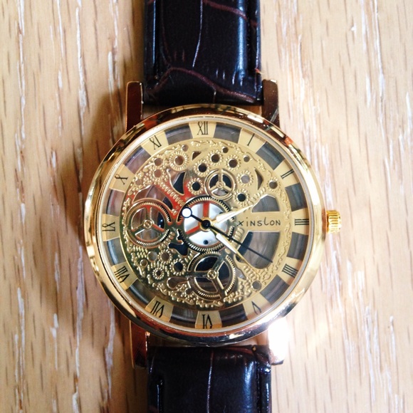 NWOT Dark Brown Mechanical See-Thru Leather Watch!