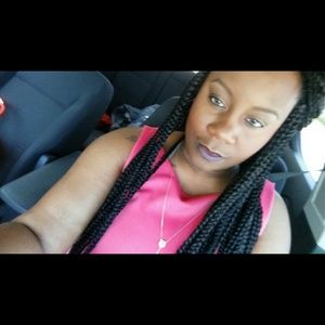 Meet your Posher, Camillia