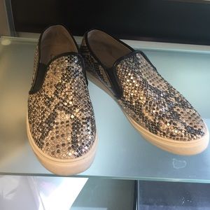 Steve Madden Eros Slip On Sneaker