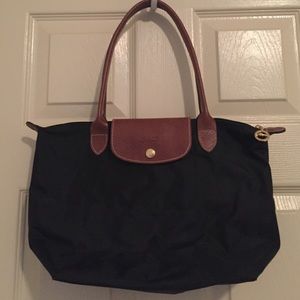 Longchamp Le Pliage Medium Shoulder Tote
