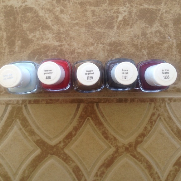 🚫SOLD🚫New Fall Collection Essie 2015 (5pcs) - Picture 3 of 4