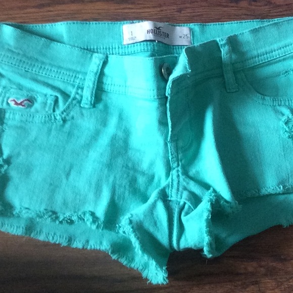 HOLLISTER SHORTS