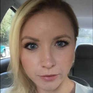 Meet your Posher, Clara