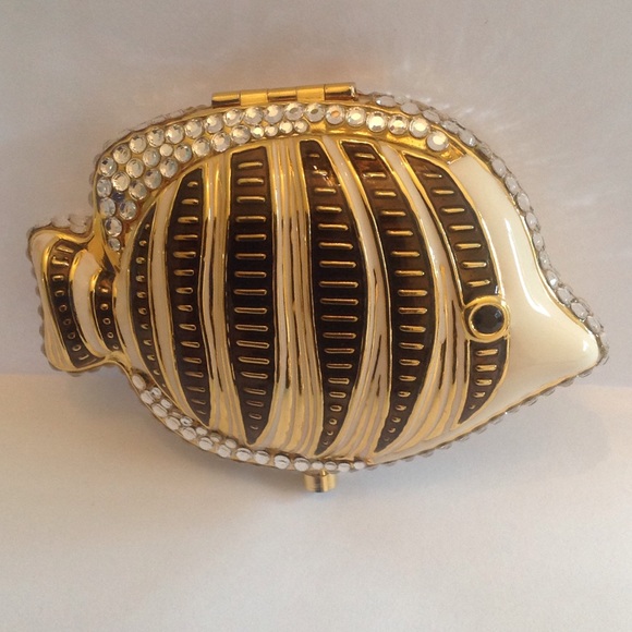 ESTEE LAUDER SEA STARS ZEBRA FISH POWDER COMPACT