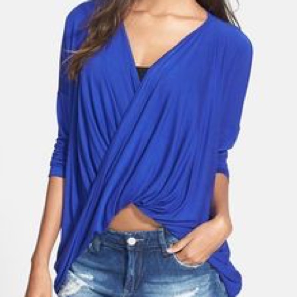 June & Hudson Tops - June & Hudson crossover knit top
