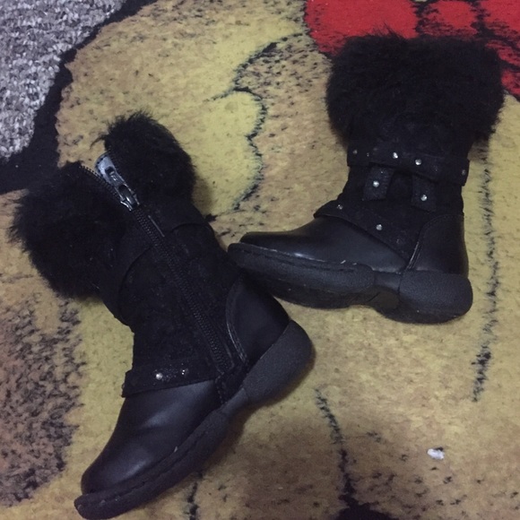 Girl boots
