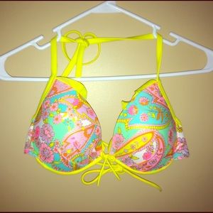 Victoria's Secret push up bikini top !