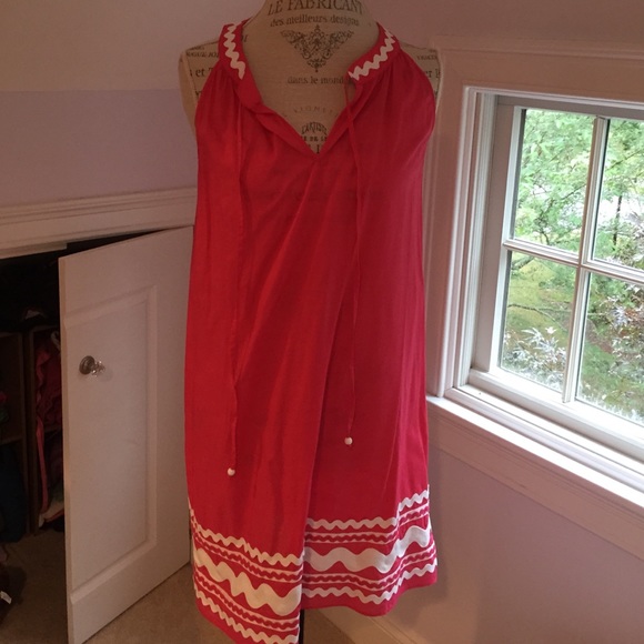 Vineyard vines dress