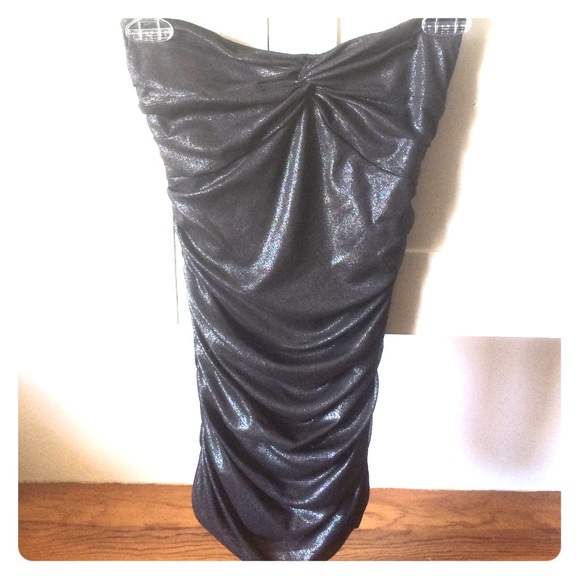 Black Strapless Top