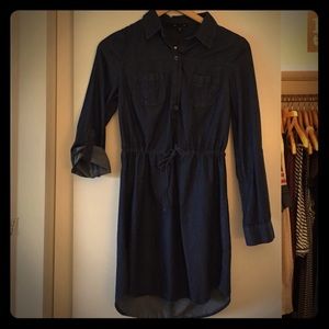 XSize small gap denium dress.