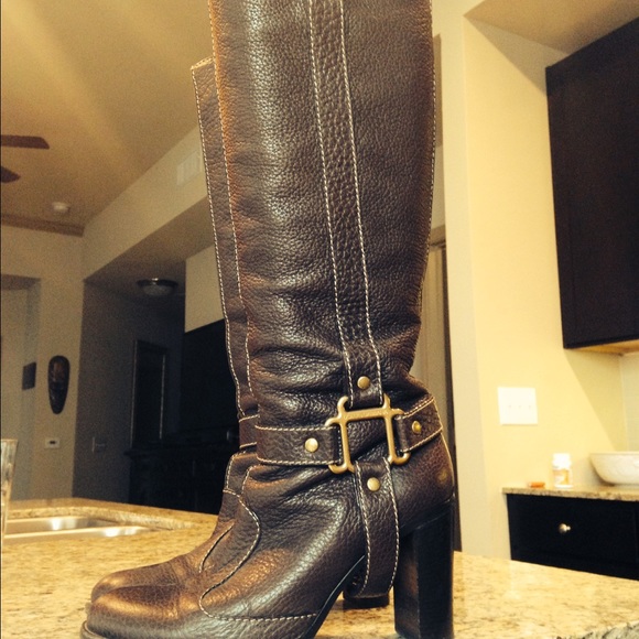 Brown Dolce and Gabbana Riding boots - Picture 3 of 4