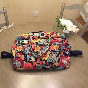 Vera Bradley Duffle with removable strap
