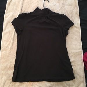 Brown short sleeved turtleneck