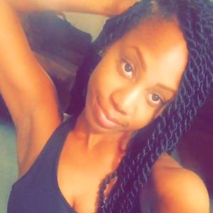 Meet your Posher, Monica