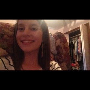 Meet your Posher, Bri