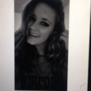 Meet your Posher, Camille