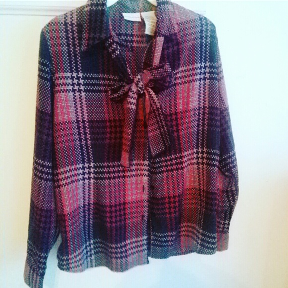 Loose Bow Tie Blouse