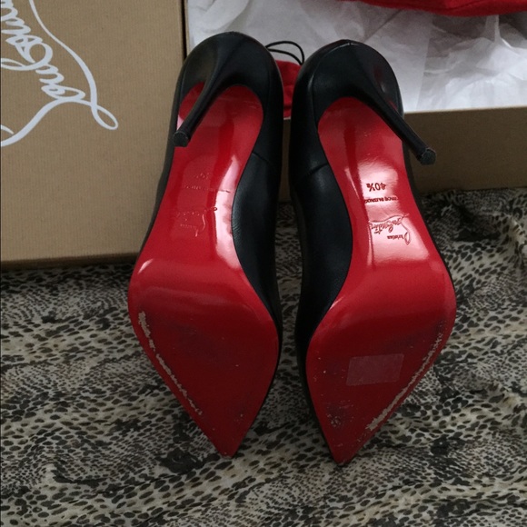 Christian Louboutin "So Kate" Black Leather Pumps - Picture 4 of 4