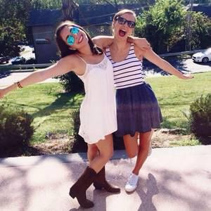 Meet your Posher, Abbie