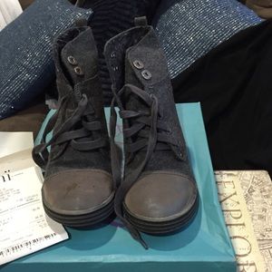 Blowfish sneaker wedges