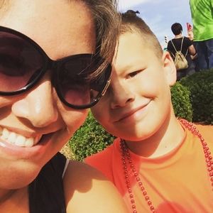 Meet your Posher, Lora