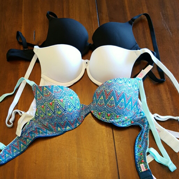 Victoria secret pink bras set of 3. 34a