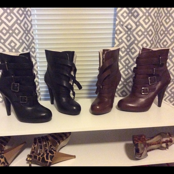 Size 7 Brown Leather Boots