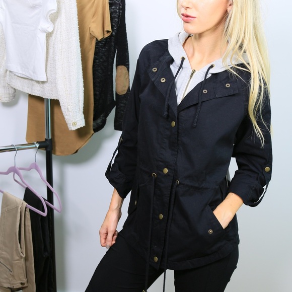 SOLD  🆕Black Utility Hoodie Jacket - Picture 3 of 4