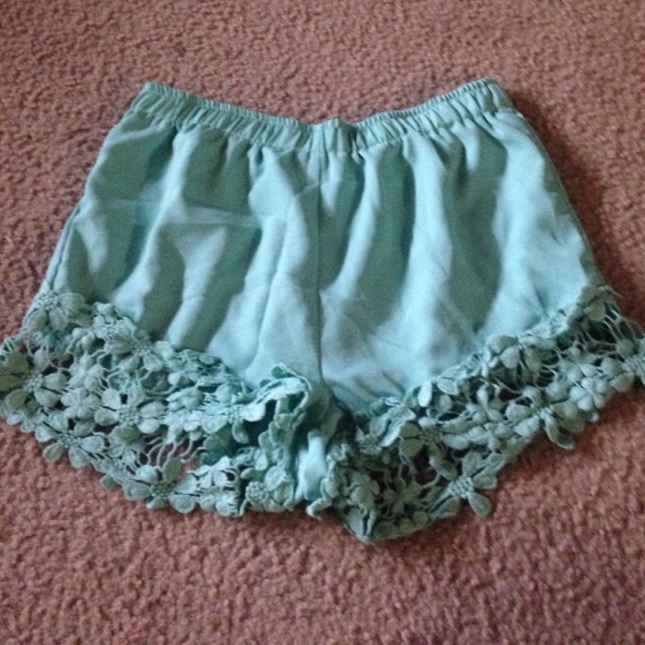 Turquoise chiffon flower detail shorts