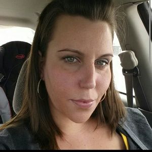 Meet your Posher, Miranda menard