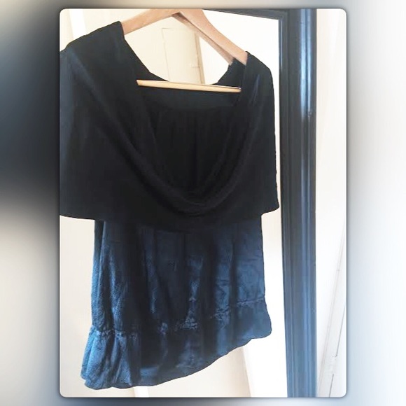 BCBG MaxAzria Black Blouse Size Small