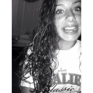 Meet your Posher, Zoe