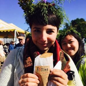 Meet your Posher, Julia