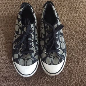 Coach Signature Barrett Tennis Shoe (Size 7.5)