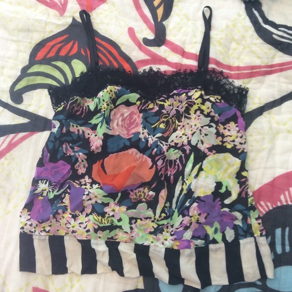 Lacey Floral top • Diane von Furstenburg