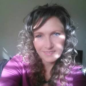 Meet your Posher, Yvette