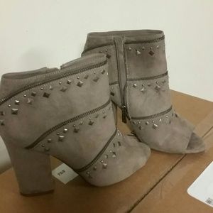 Jessica simpson ankle booties