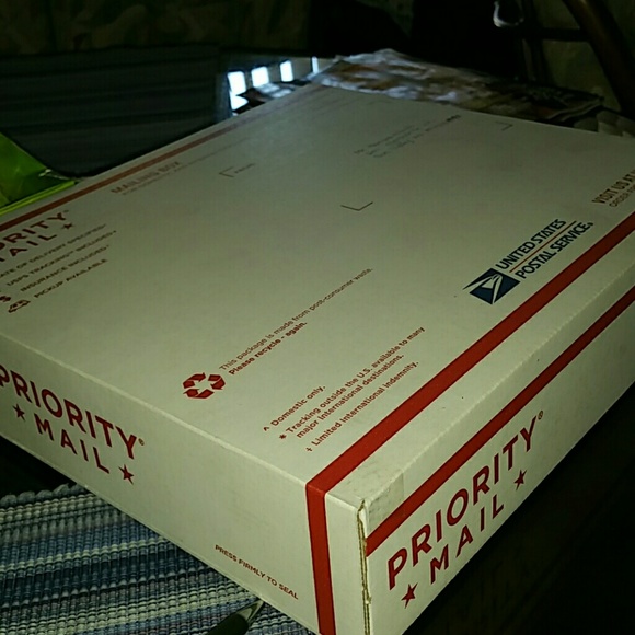 Shipping, and more shipping thanks ladys  ??????