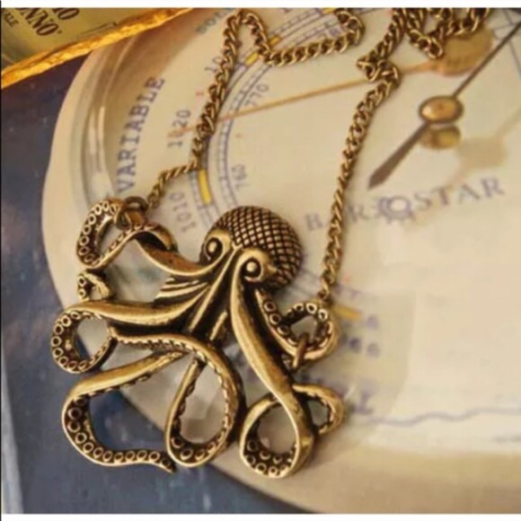 Jewelry - Kraken necklace(NWT)2 left!